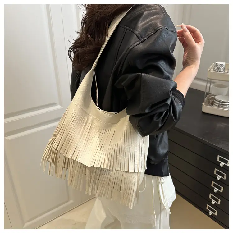 Korean Fashion Tassel Shoulder Bag Women 2025 — feature 9