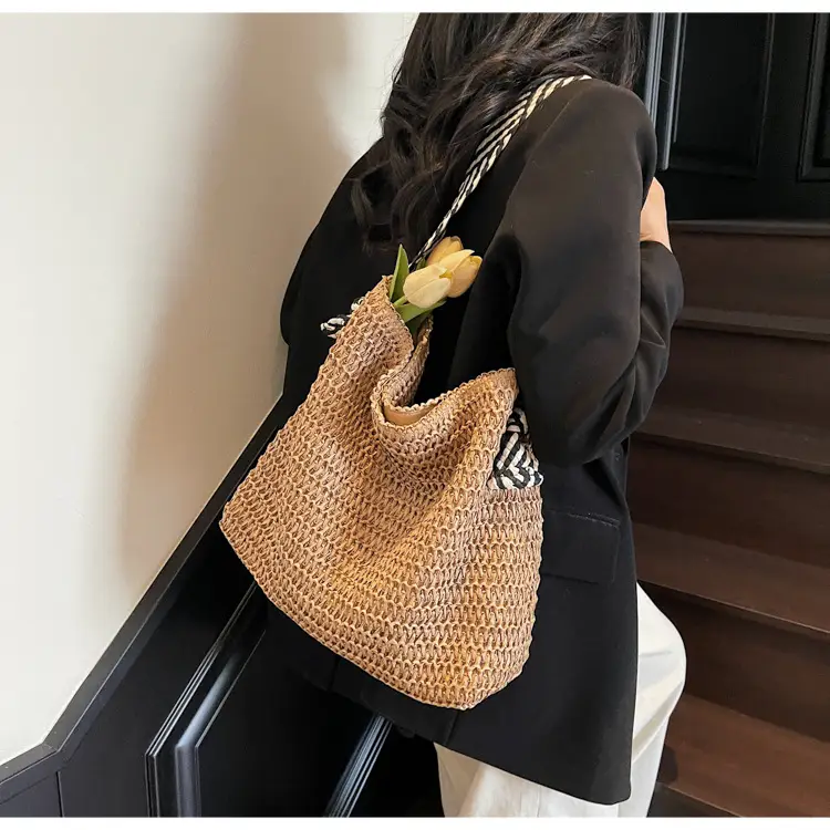 2025 New Straw Tote Bag Women Beach Casual Large Capacity — feature 16