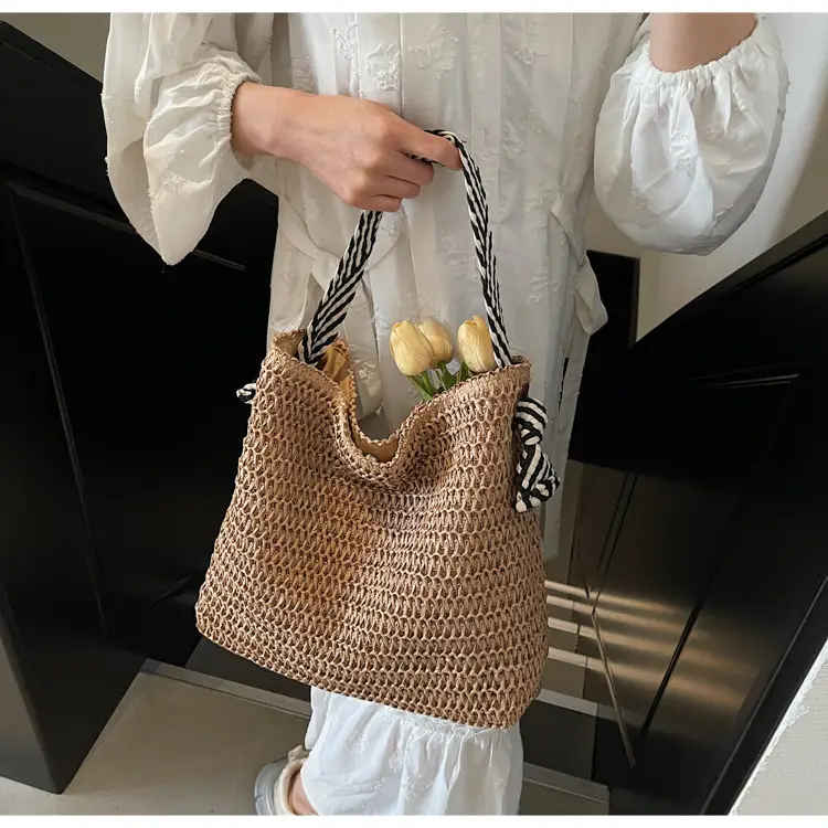 2025 New Straw Tote Bag Women Beach Casual Large Capacity — feature 21