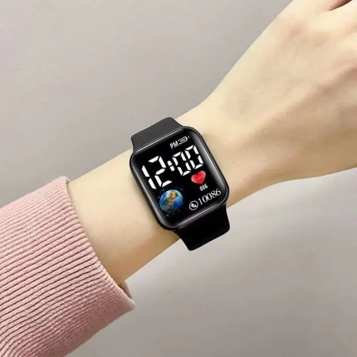Football Digital Watch for Men Women Sports Tracker — feature 3