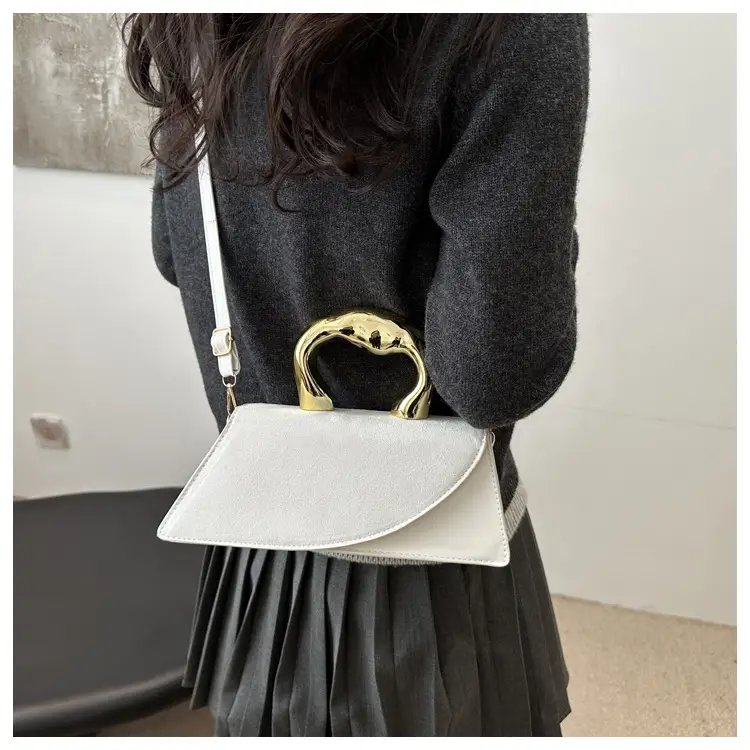 Women's Crossbody Bag Heart Design Beige Leather — feature 11
