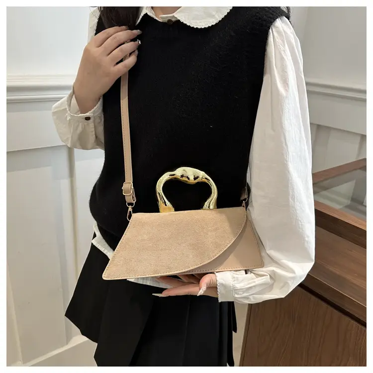 Women's Crossbody Bag Heart Design Beige Leather — feature 15