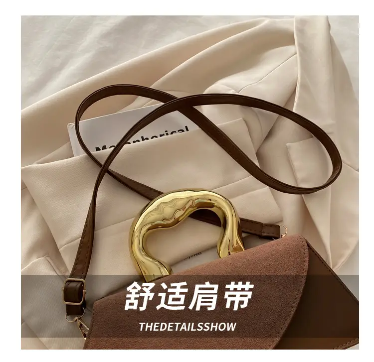 Women's Crossbody Bag Heart Design Beige Leather — feature 5