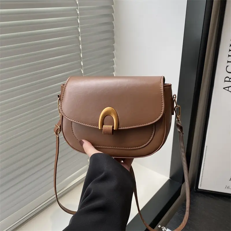 Retro Women's Crossbody Bag 2025 New Commuter Style - Image 7