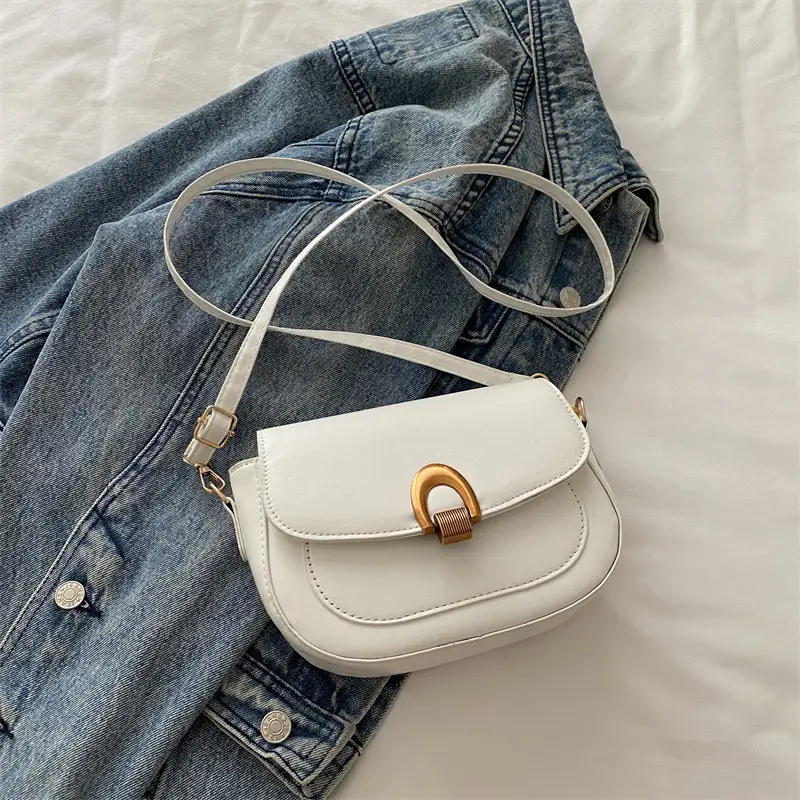 Retro Women's Crossbody Bag 2025 New Commuter Style - Image 3