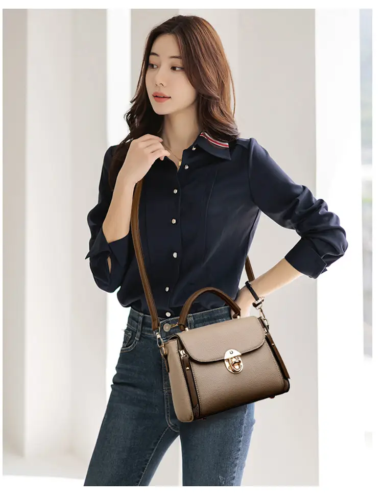Black Crossbody Bag with Gold Clasp for Women — feature 4