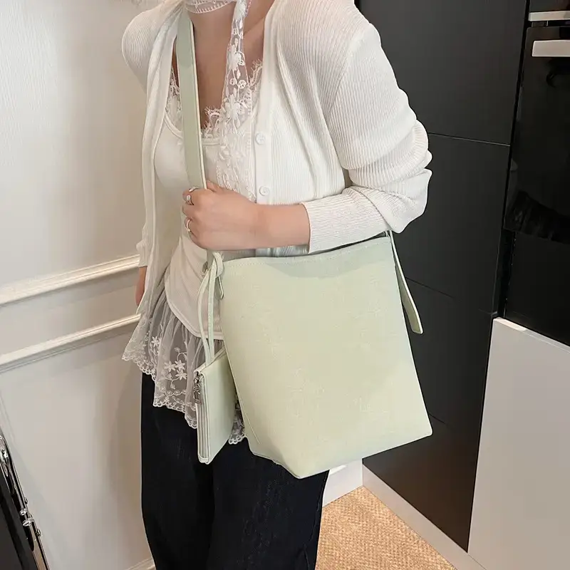 Korean Style Cream Bucket Bag 2025 Spring Summer