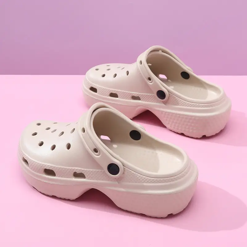 2025 New Summer Outfit Casual Cloud Cave Shoes Women's Thick Sole Increased Beach Shoes Baotou Sandals - Image 7