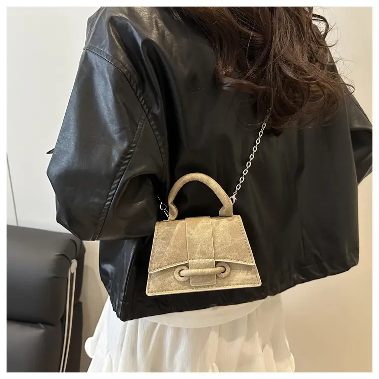 Black Mini Shoulder Crossbody Bag 2025 — feature 15