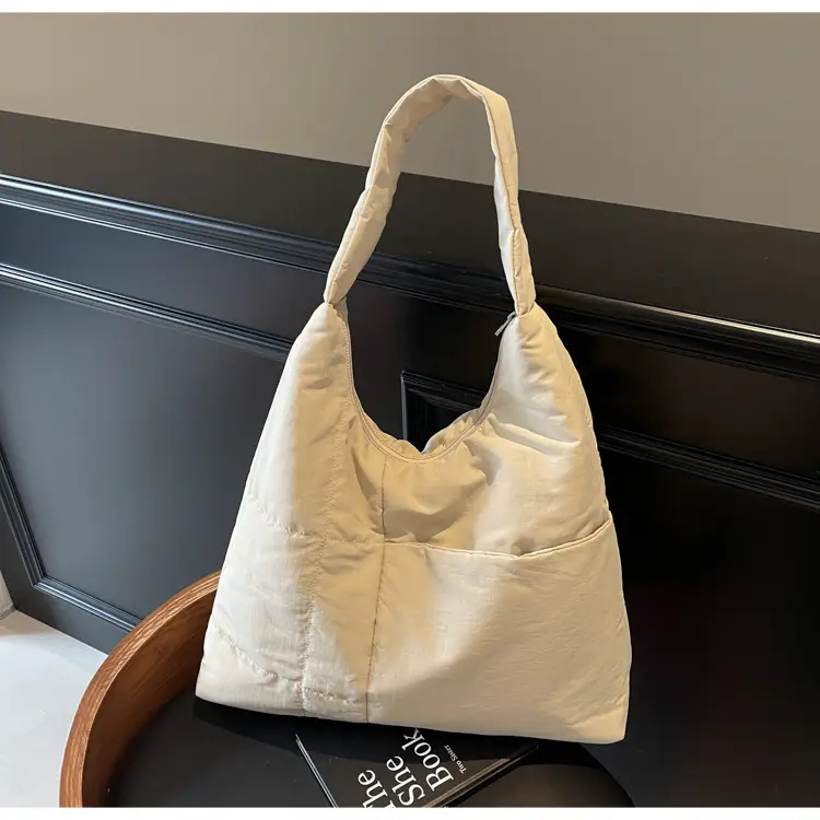 Women's Large Black Tote Bag Luggage Leather Goods — feature 18