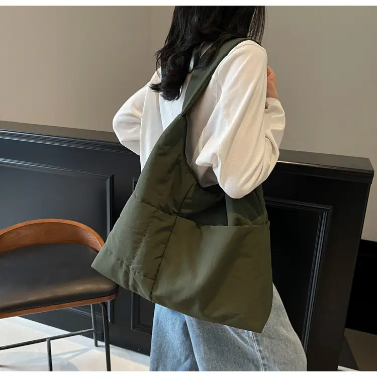 Women's Large Black Tote Bag Luggage Leather Goods — feature 48
