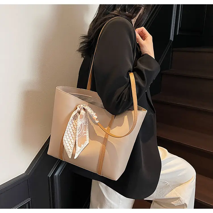 Women's Retro Leather Shoulder Bag Brown Large Capacity — feature 26