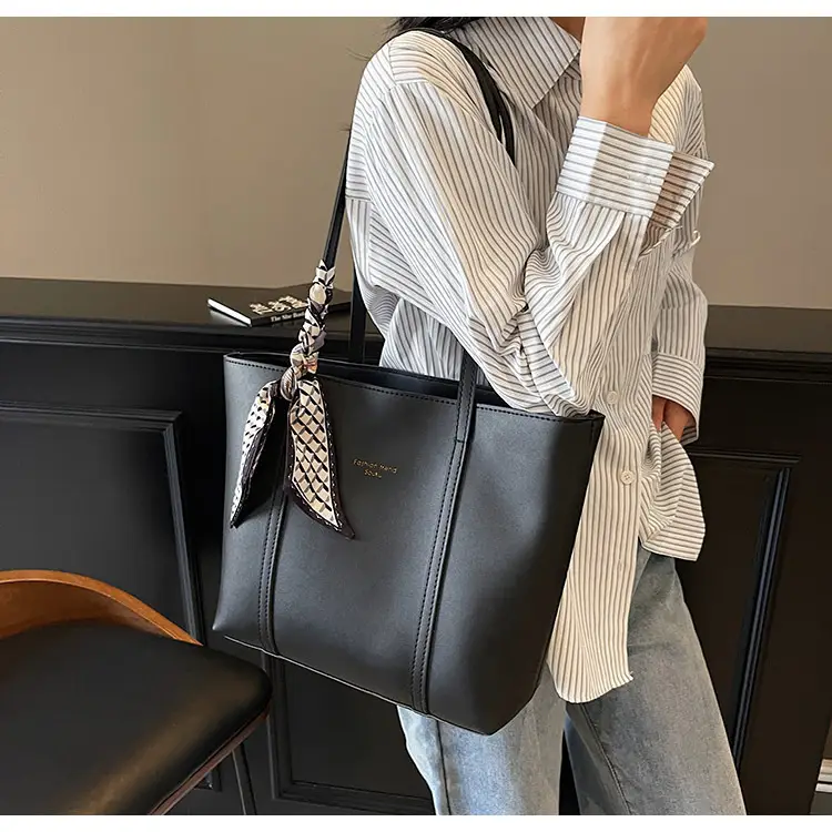 Women's Retro Leather Shoulder Bag Brown Large Capacity — feature 28
