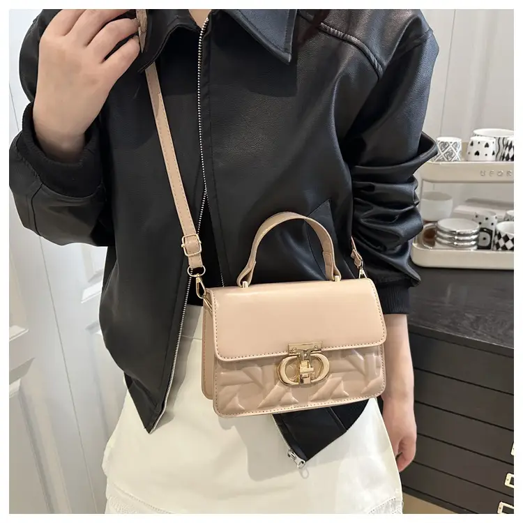 Women's White Square Leather Shoulder Bag with Gold Lock — feature 12