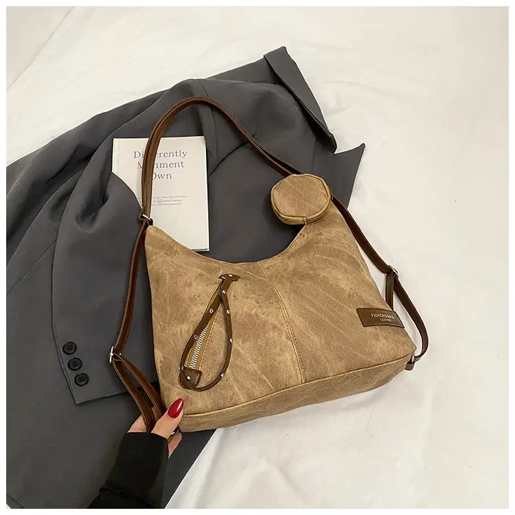 Korean Style Shoulder Crossbody Bag Gold Leather 2025 — feature 22