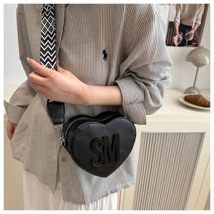Heart Shaped Casual Shoulder Bags for Women — feature 18