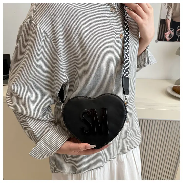 Heart Shaped Casual Shoulder Bags for Women — feature 19
