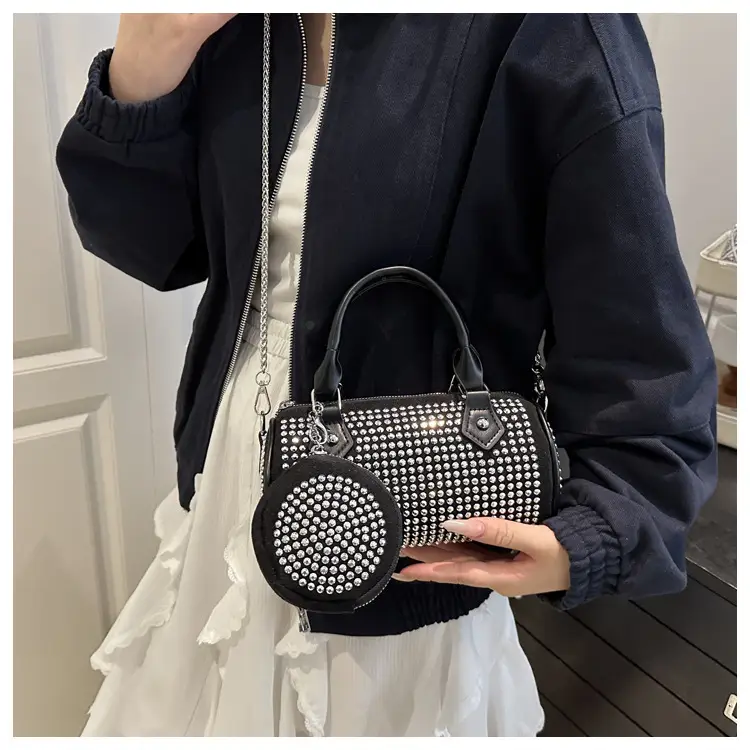 Black Diamond Chain Crossbody Bag for Women — feature 12