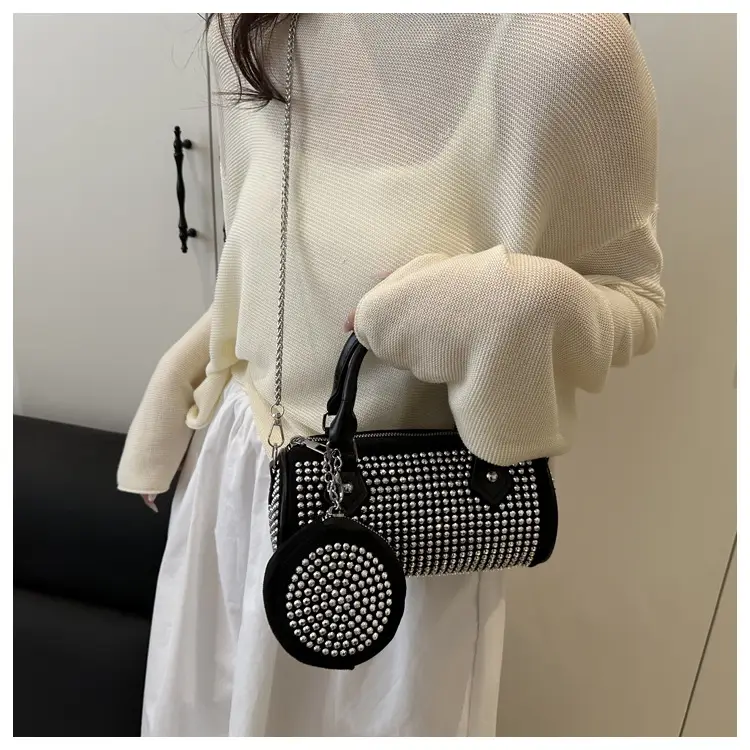 Black Diamond Chain Crossbody Bag for Women — feature 20