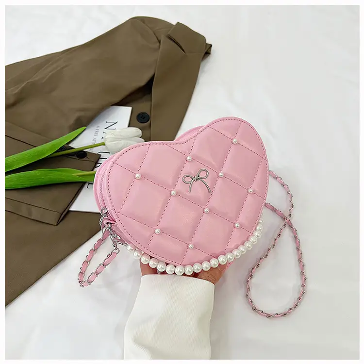 Red Heart Bow Pearl Chain Mini Shoulder Bag — feature 22