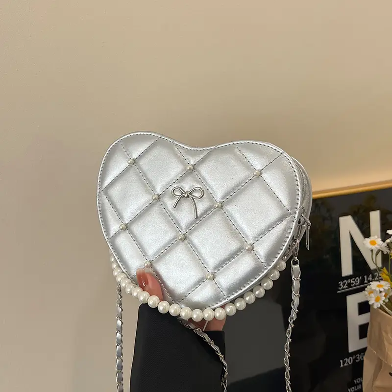 Red Heart Pearl Chain Love Bag for Women - Image 8