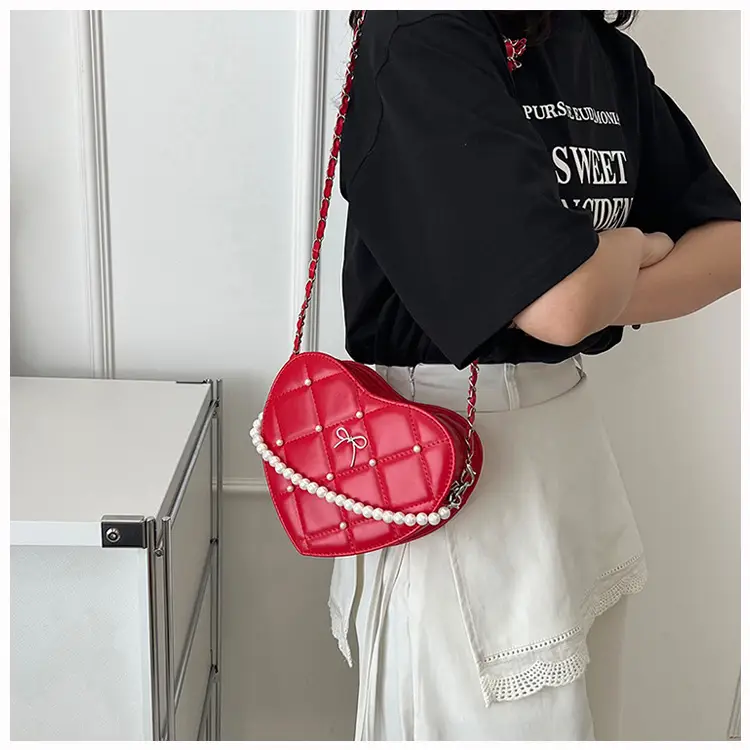 Red Heart Pearl Chain Love Bag for Women — feature 15