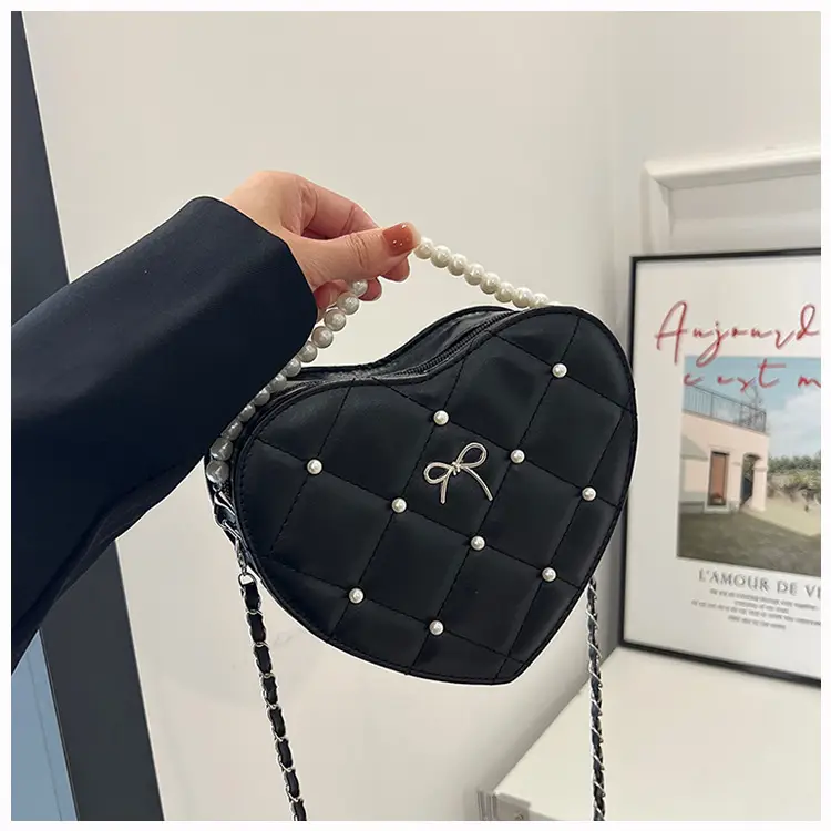 Red Heart Pearl Chain Love Bag for Women — feature 22