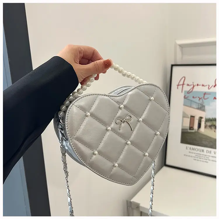 Red Heart Pearl Chain Love Bag for Women — feature 24