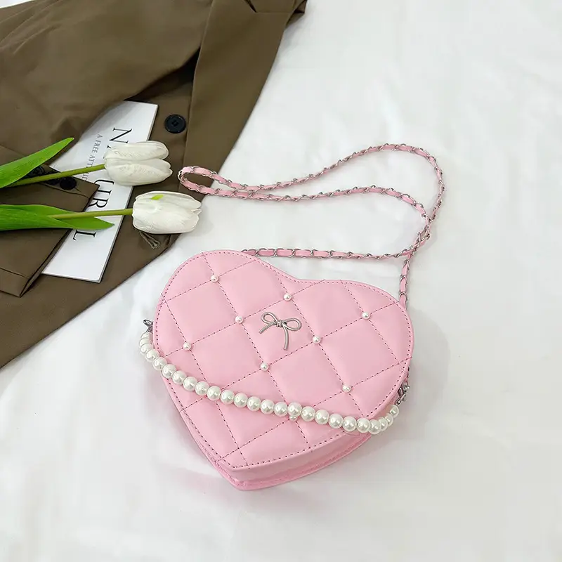 Red Heart Pearl Chain Love Bag for Women - Image 3