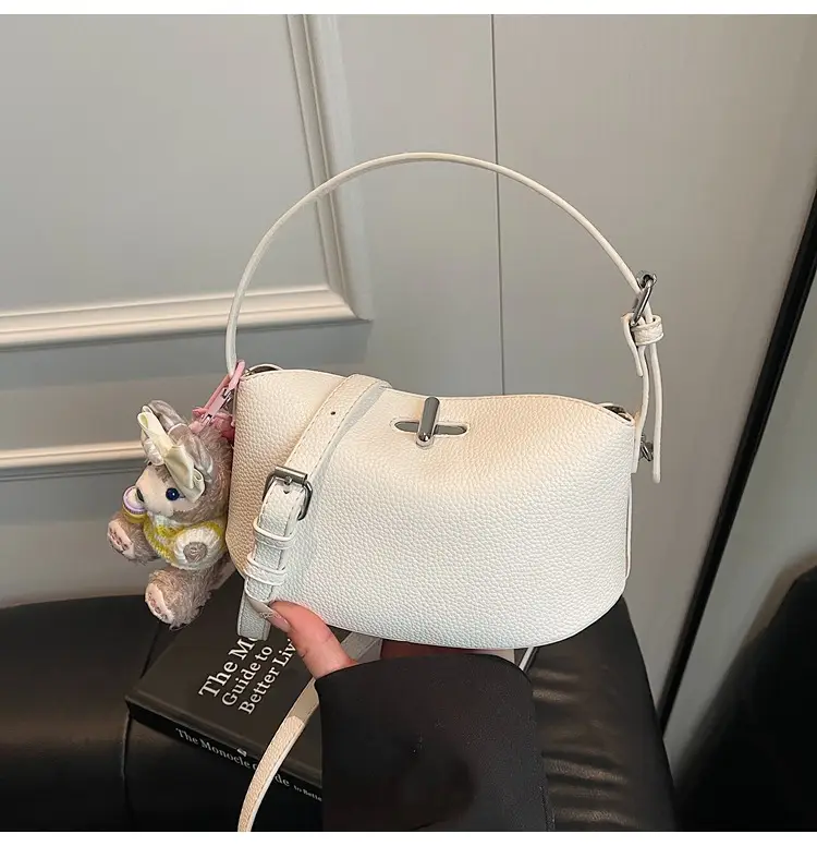 Black Crossbody Bag for Women Spring Summer 2026 — feature 15