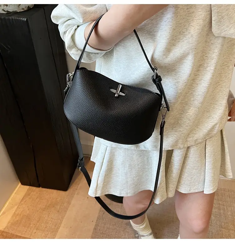 Black Crossbody Bag for Women Spring Summer 2026 — feature 32