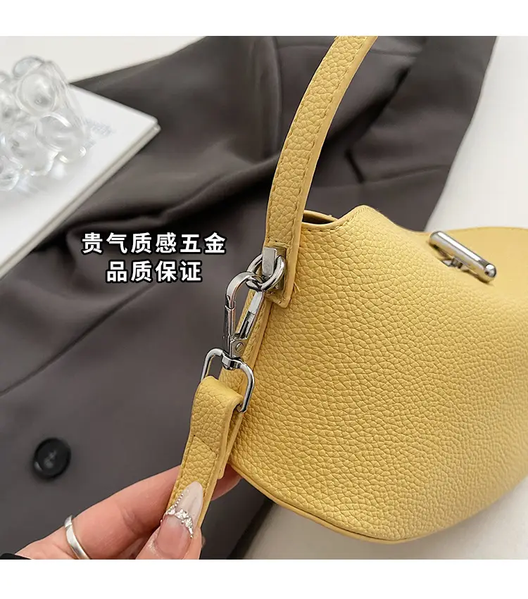 Black Crossbody Bag for Women Spring Summer 2026 — feature 4
