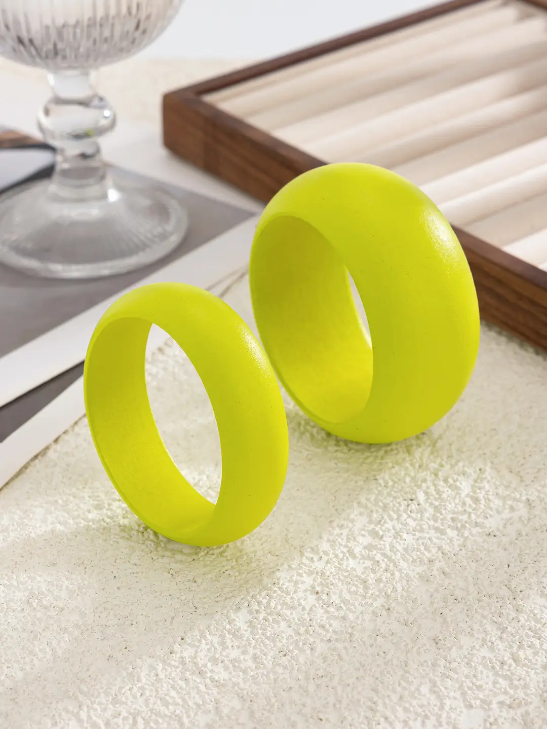 European and American Cross-border Jewelry 2025 New Wide-faced Bracelet Exaggerated Wooden Fluorescent Green High-end Fashion Bracelet — feature 20