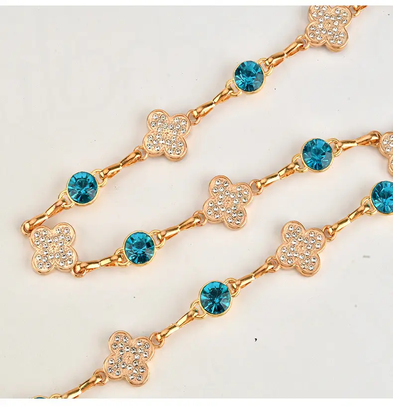 European & American Retro Rhinestone Four-leaf Clover Waist Chain — feature 12