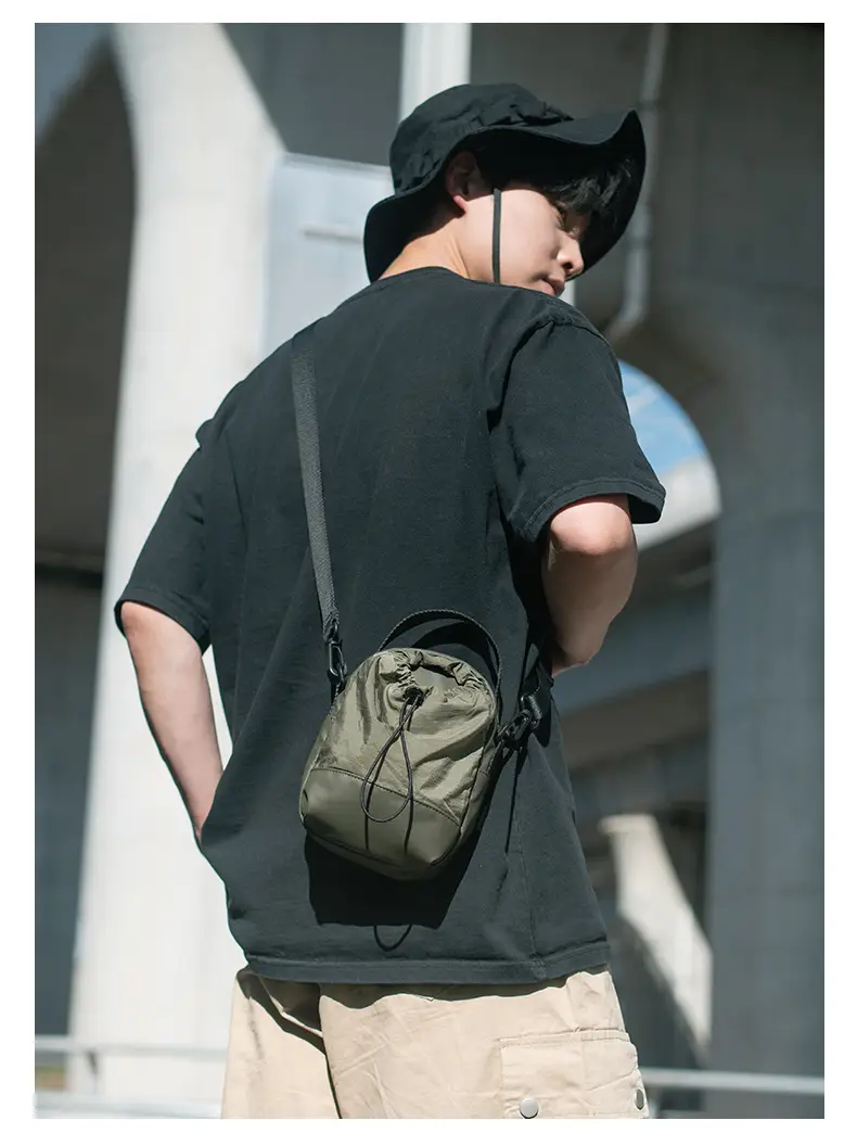 Men's Black Satchel Shoulder Bag with Crossbody Strap — feature 21