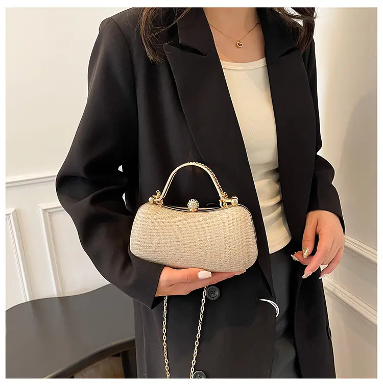 2025 Gold Chain Crossbody Bag for Women — feature 13