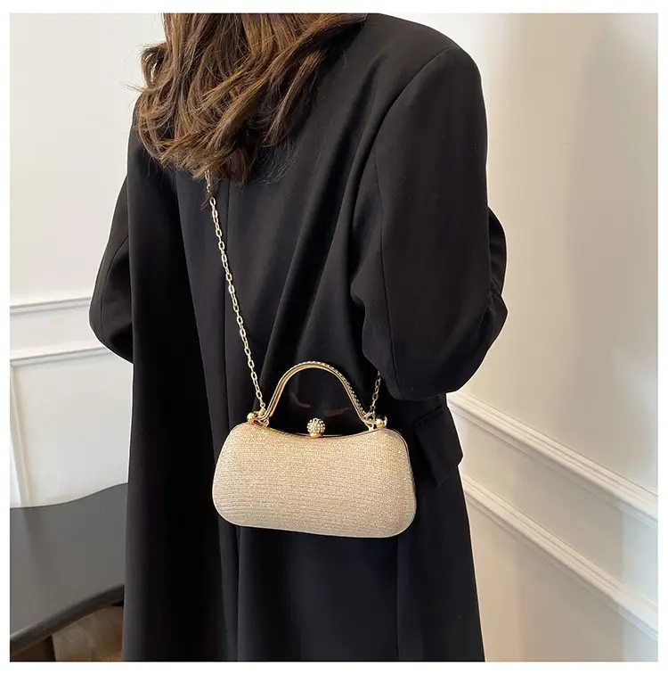 2025 Gold Chain Crossbody Bag for Women — feature 15