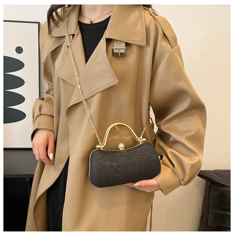 2025 Gold Chain Crossbody Bag for Women — feature 21