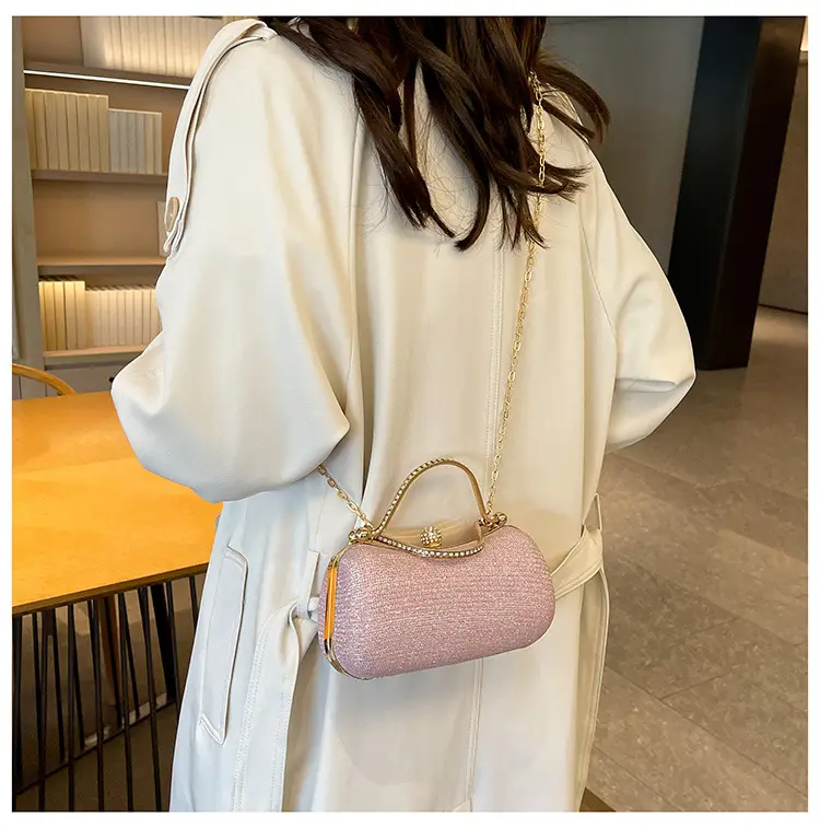2025 Gold Chain Crossbody Bag for Women — feature 24