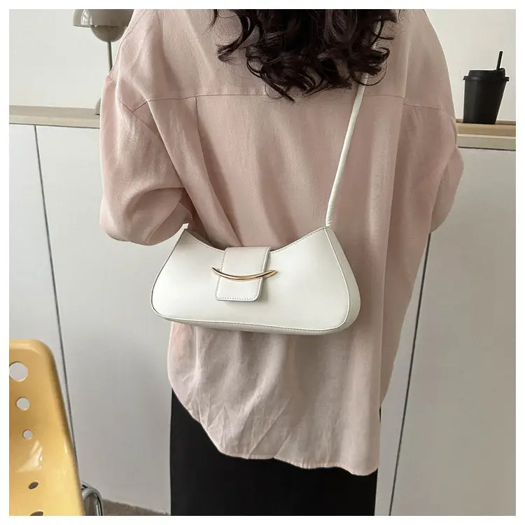 Pink Leather Messenger Bag with Gold Clasp — feature 8