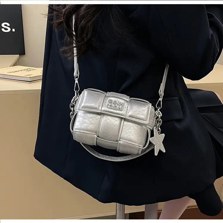 Elegant White Woven Chain Crossbody Bag for Women — feature 32