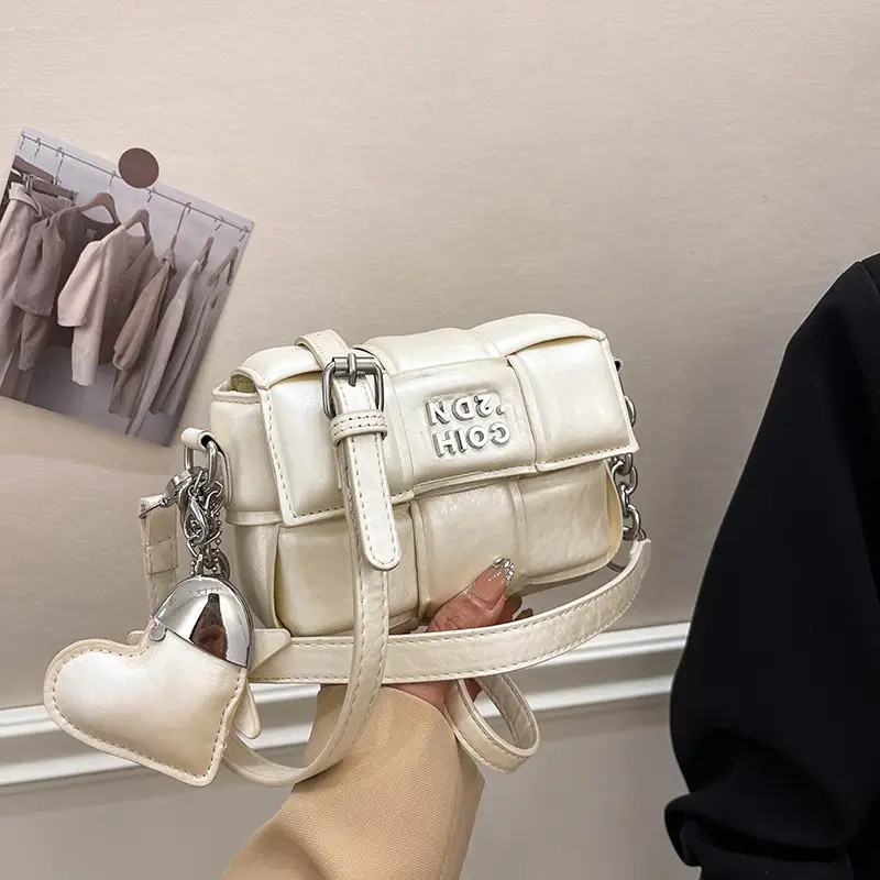 Elegant White Woven Chain Crossbody Bag for Women - Image 2