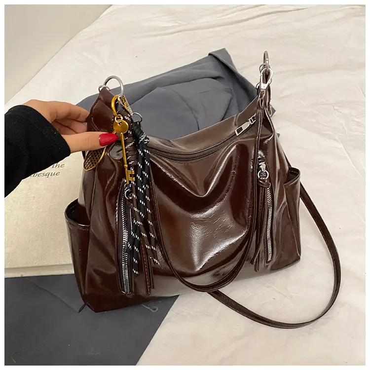 Retro Tote Bag Beige Brown Tassel Decor — feature 20