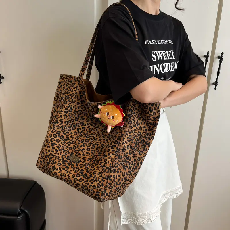 Retro Leopard Print Large Tote Bag for Women - Image 7