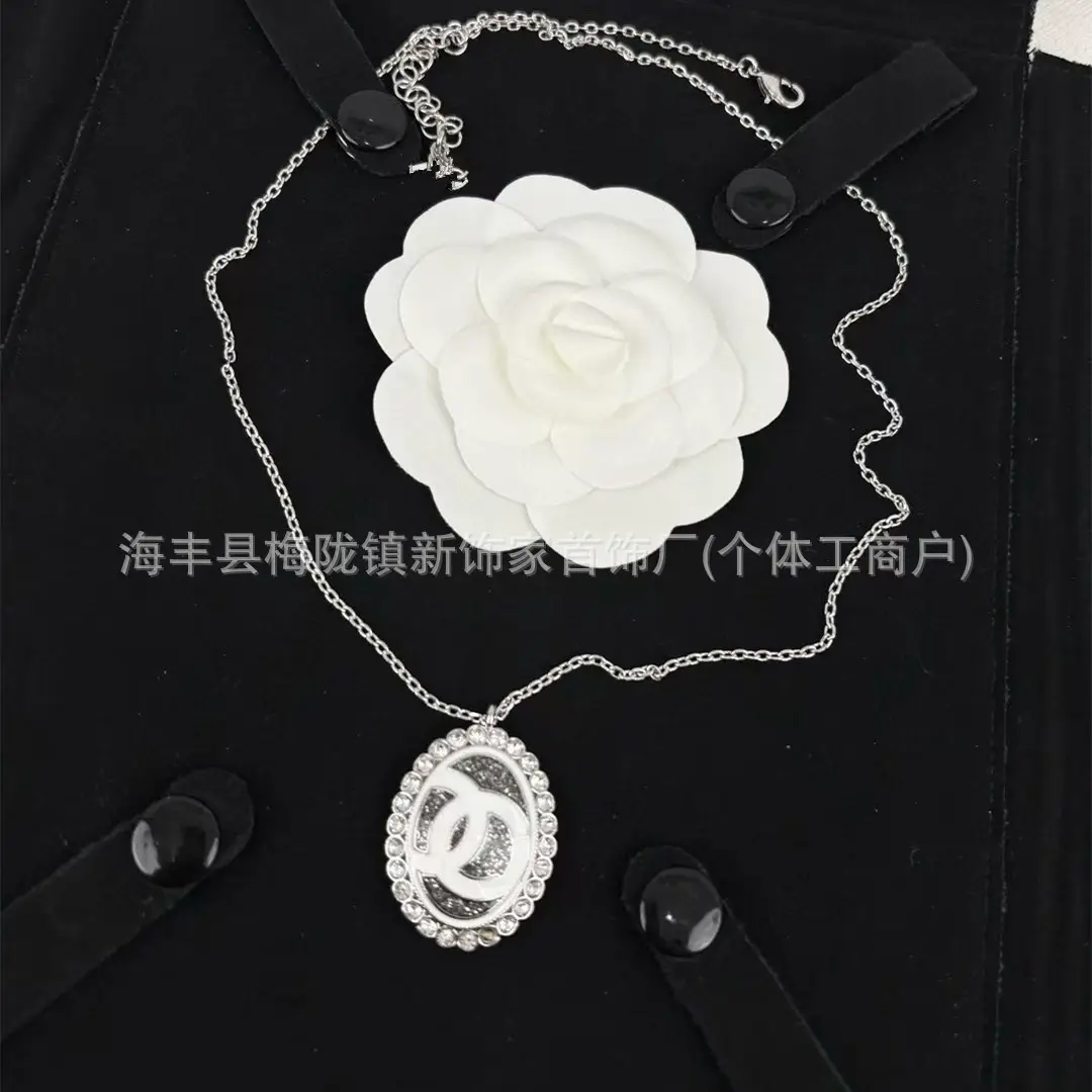 25B Pearl Heart Necklace with Letter Clavicle Chain - Image 28