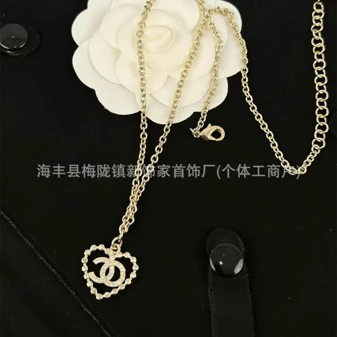 25B Pearl Heart Necklace with Letter Clavicle Chain - Image 42