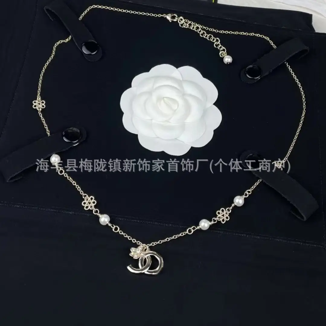 25B Pearl Heart Necklace with Letter Clavicle Chain - Image 6