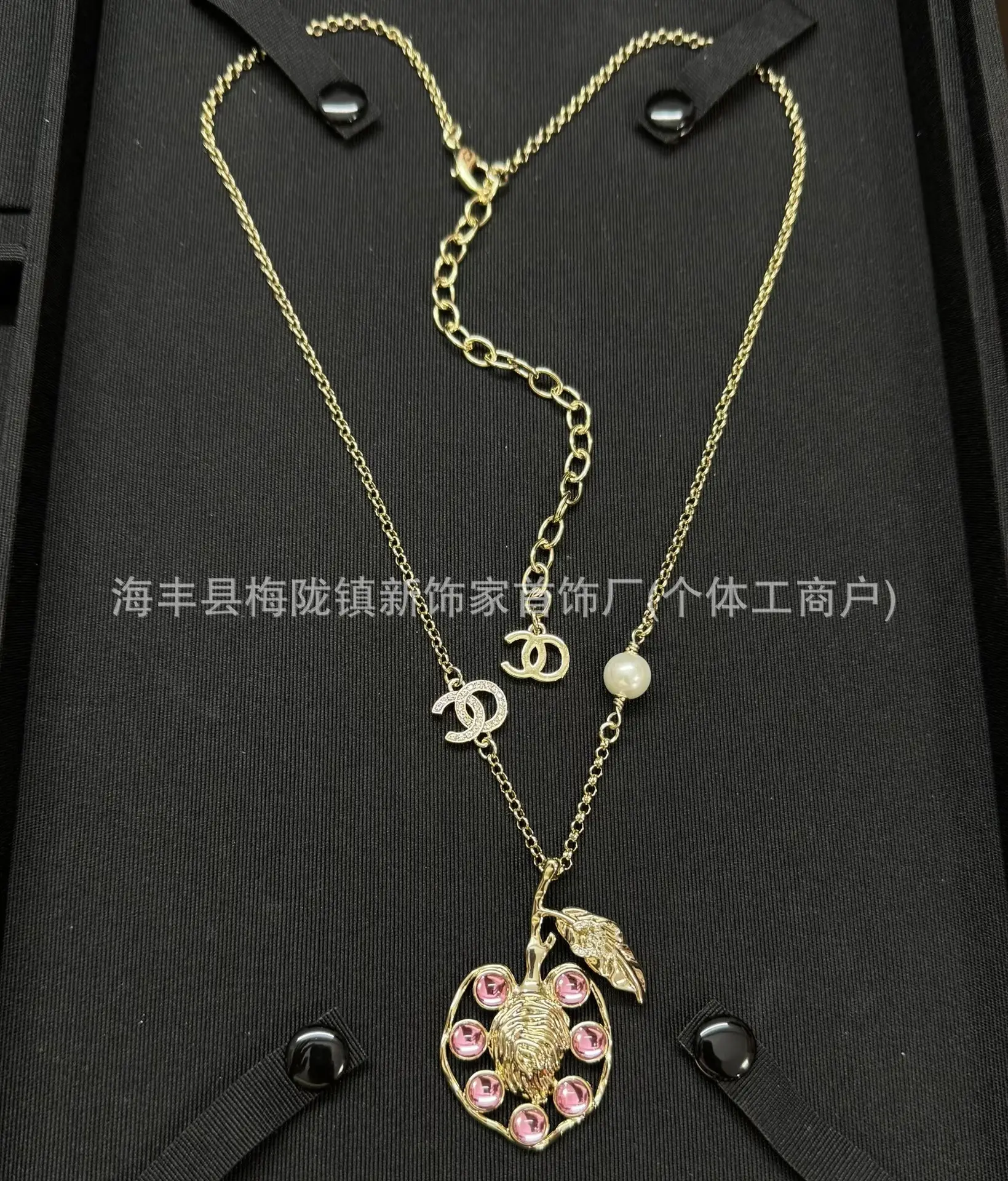 25B Pearl Heart Necklace with Letter Clavicle Chain - Image 62