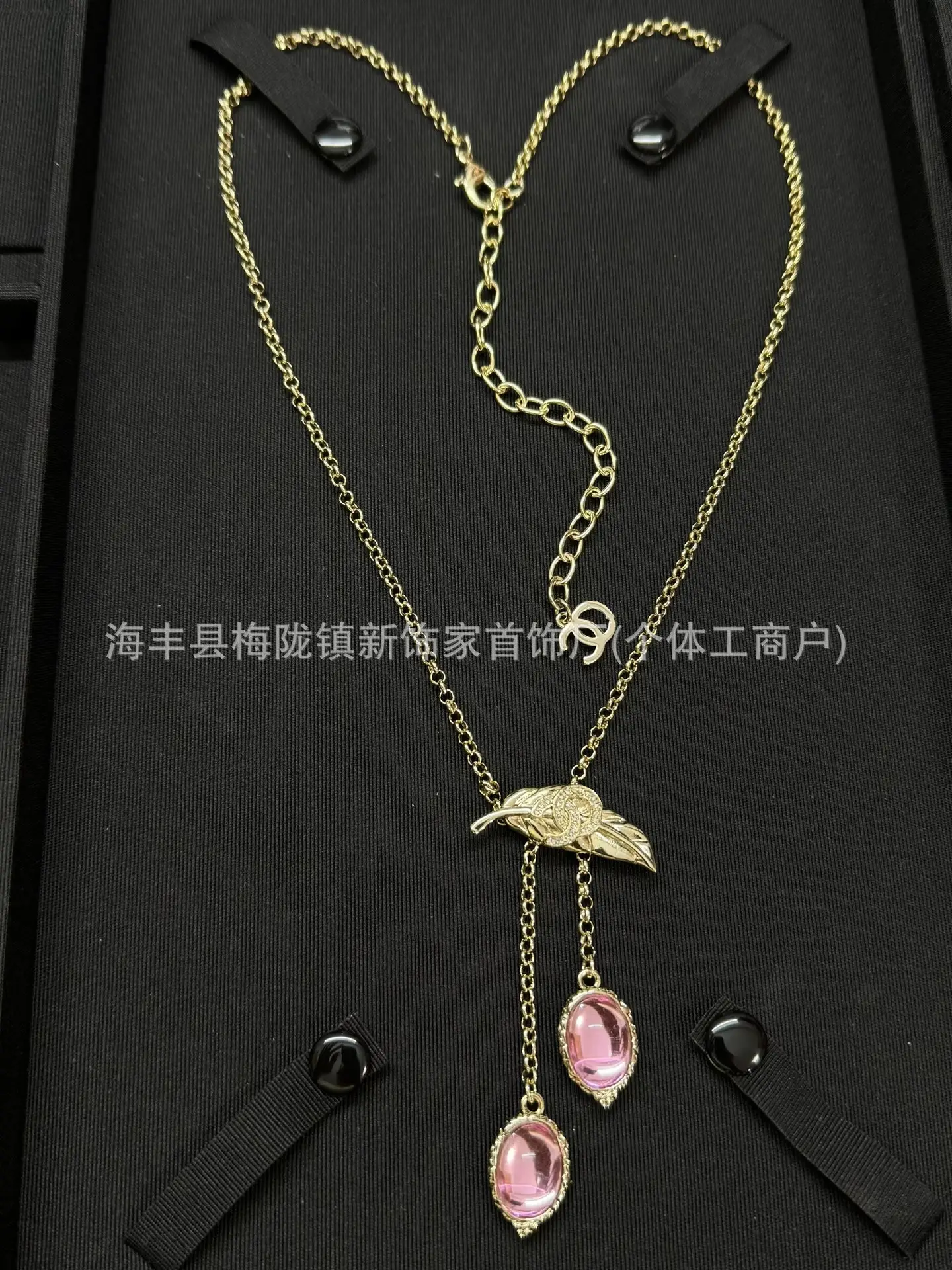 25B Pearl Heart Necklace with Letter Clavicle Chain - Image 63