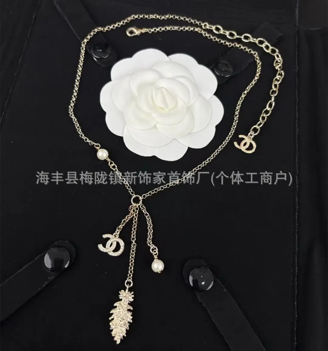 25B Pearl Heart Necklace with Letter Clavicle Chain - Image 64